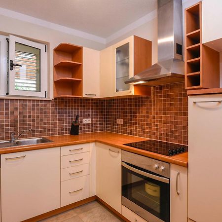 Holiday Apartments Zora 奥瑞比克 外观 照片