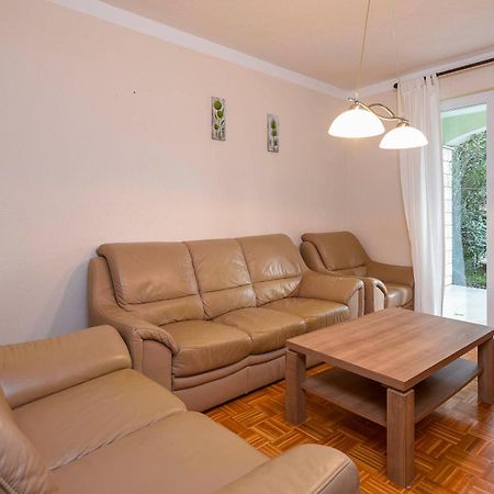 Holiday Apartments Zora 奥瑞比克 外观 照片